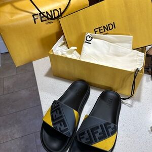 Fendi FF Mens Slides Size 43 USED, comes with box, bag, and dust bag.